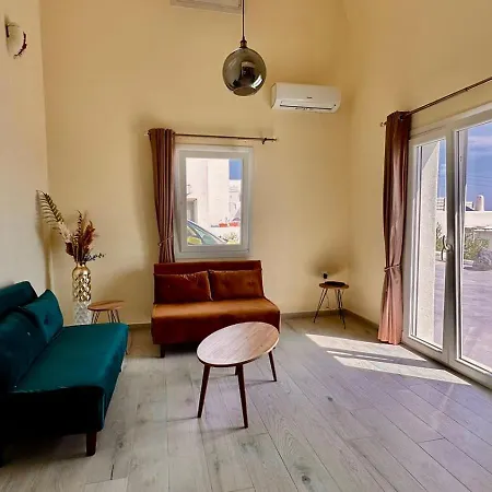 Serenity Retreat 度假居 Vóthon